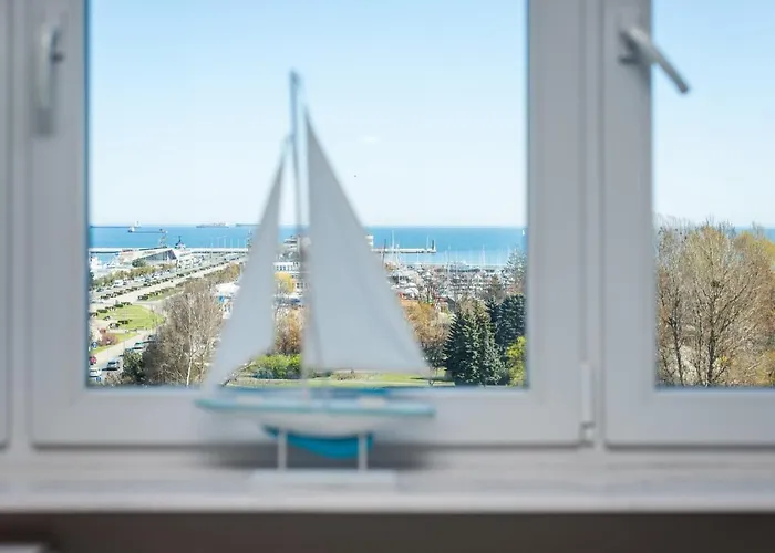 Avis - Skwer Kosciuszki 34a *