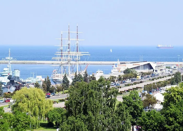 Daire Avis - Skwer Kosciuszki 34a *